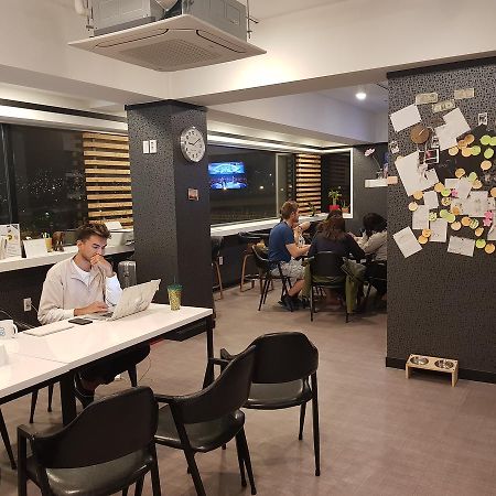 Mozzihostel Busan Station Bagian luar foto