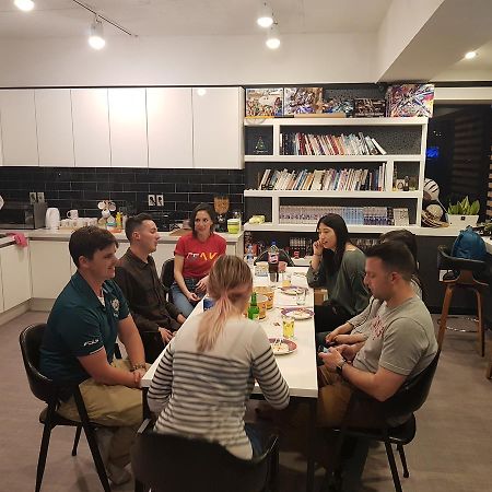 Mozzihostel Busan Station Bagian luar foto
