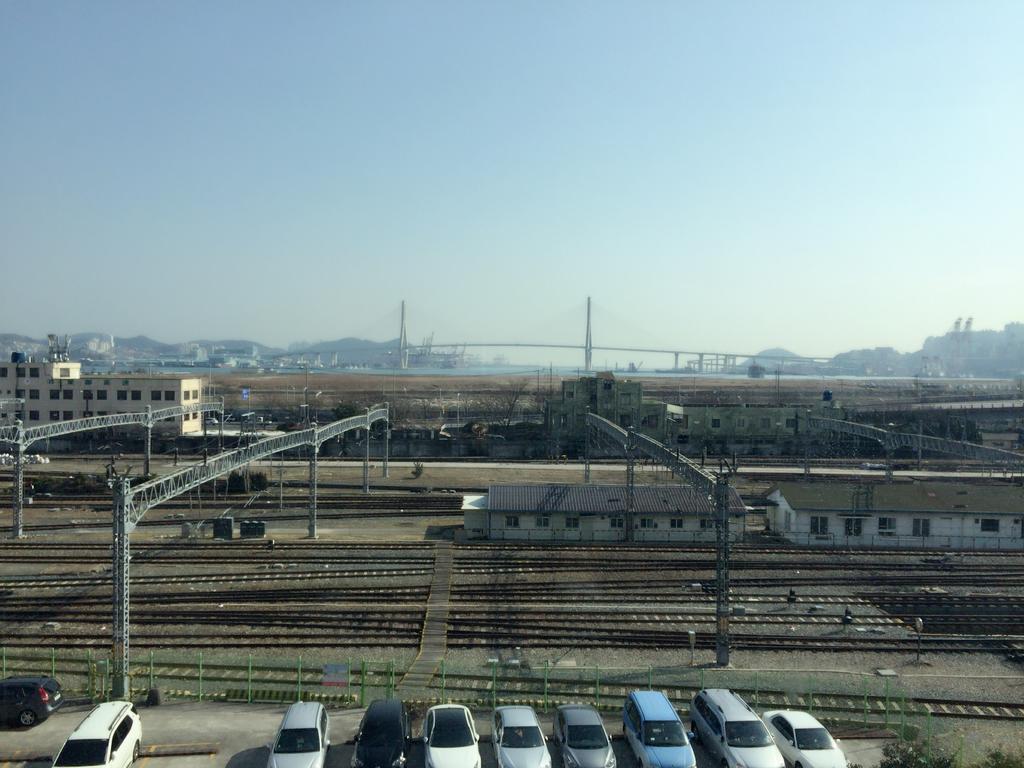 Mozzihostel Busan Station Bagian luar foto